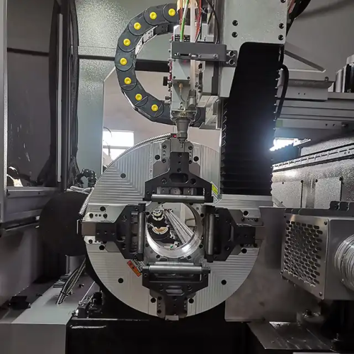 Laser cutting machine